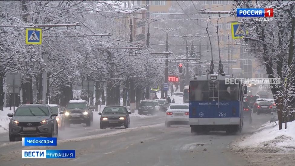ГИБДД Чувашии рекомендует отказаться от поездок за рулем из-за непогоды 
