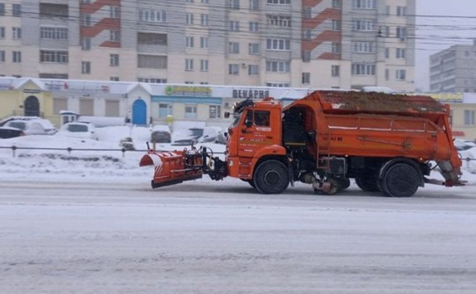 На дорогах Чебоксар работают 78 единиц спецтехники