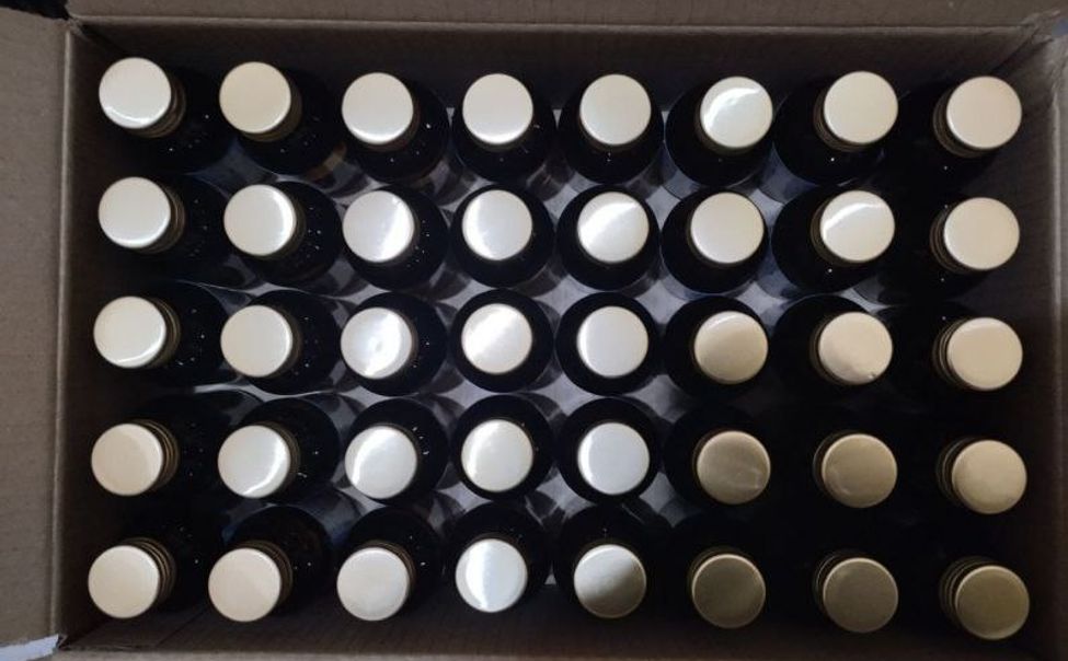 В новочебоксарском киоске под видом косметики продавали спирт 