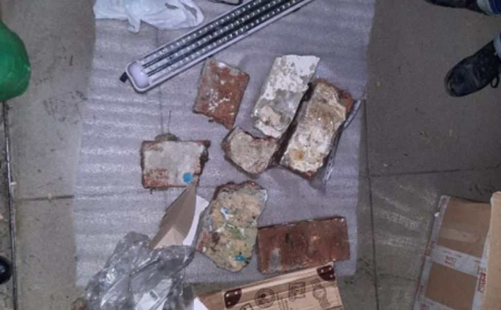 Житель Ростовской области отправил чебоксарцу вместо радиоаппаратуры кирпичи