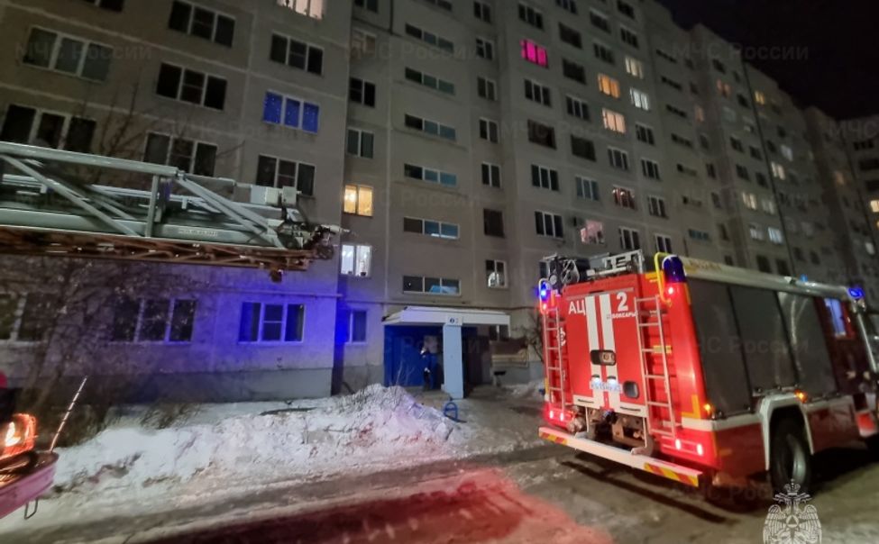 В Чебоксарах при пожаре пострадали два ребенка 