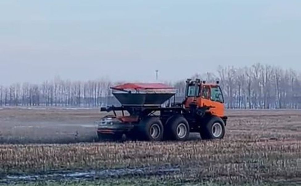 Шемуршинские аграрии приступили к подкормке озимых культур