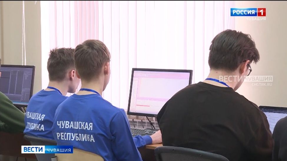 Более 200 молодых людей приняли участие в интеллектуальной олимпиаде "IQ ПФО"