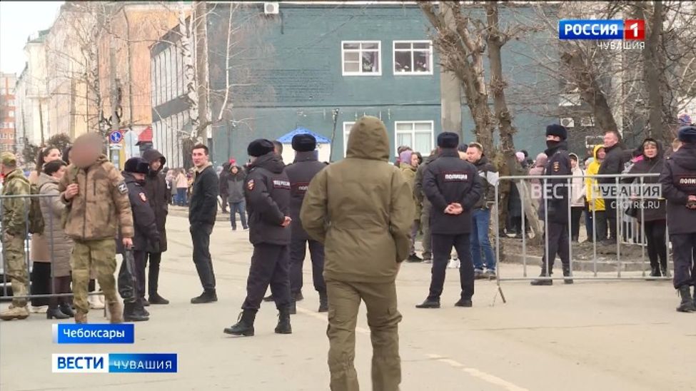 Из отпусков в зону СВО возвращаются бойцы из Чувашии 