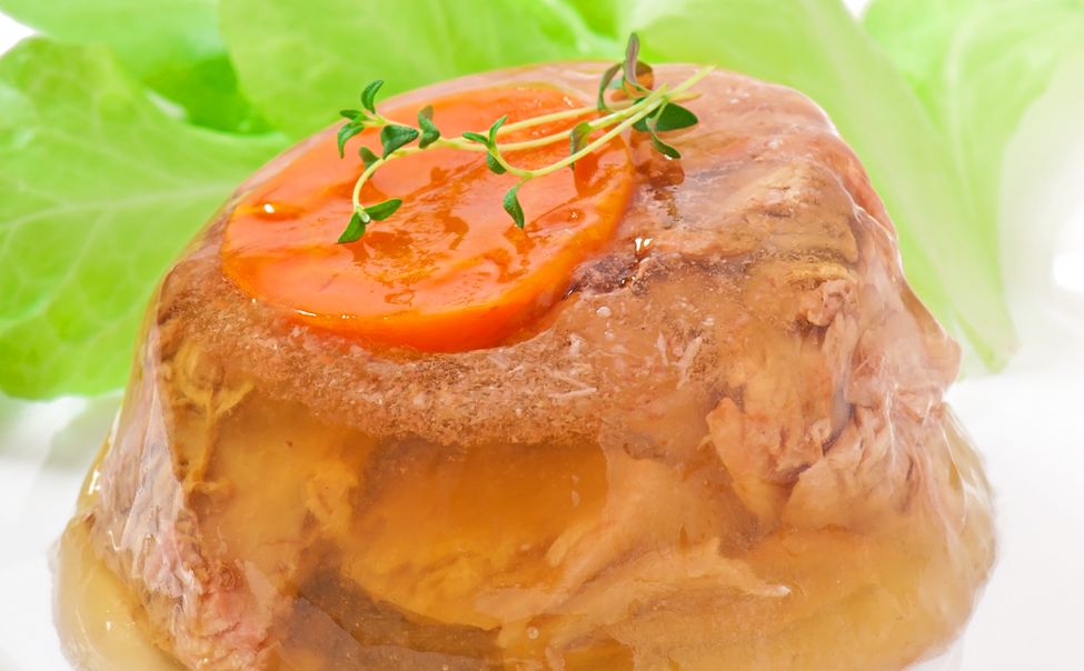 В Чувашии обнаружили 2,5 тонны холодца из мяса неизвестного происхождения