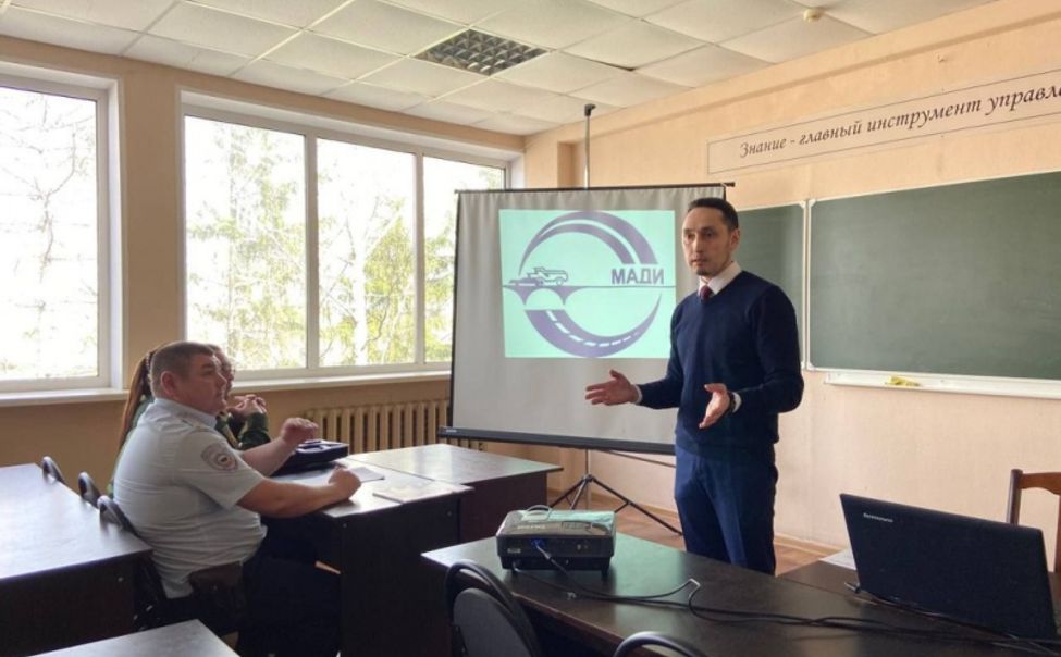 Чебоксарским студентам рассказали о последствиях потребления наркотиков