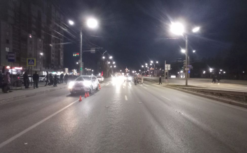 В Чебоксарах пешеход попал под колеса автомобиля 