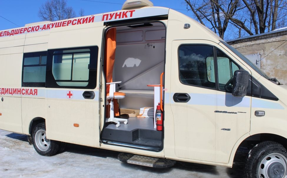 Три больницы Чувашии получили новые мобильные ФАПы