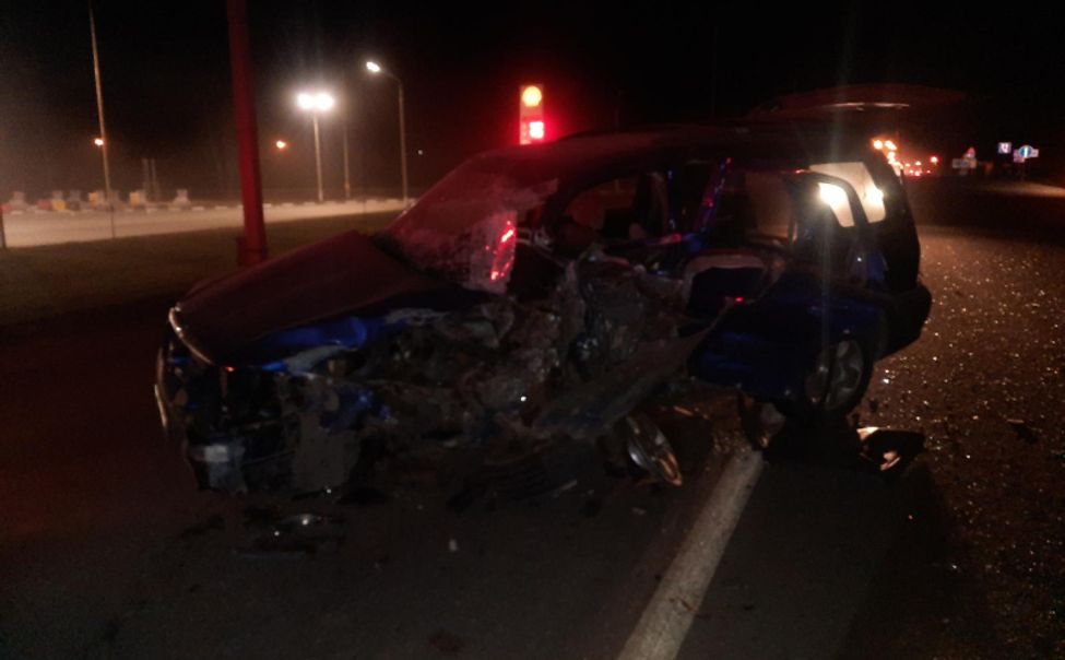 На трассе М-7 в Чувашии иномарка столкнулась с автобусом. 1 человек погиб