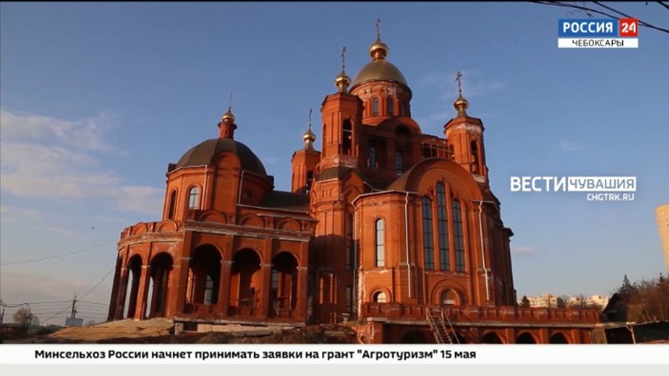 В храме Сергия Радонежского в Чебоксарах провели первое богослужение