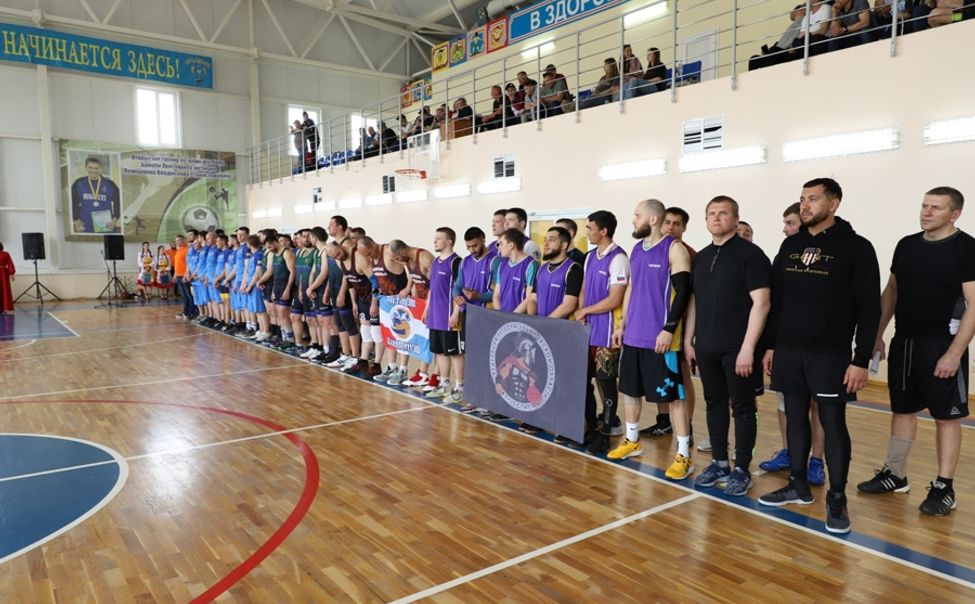 В Яльчикском округе прошел чемпионат Чувашии по регболу