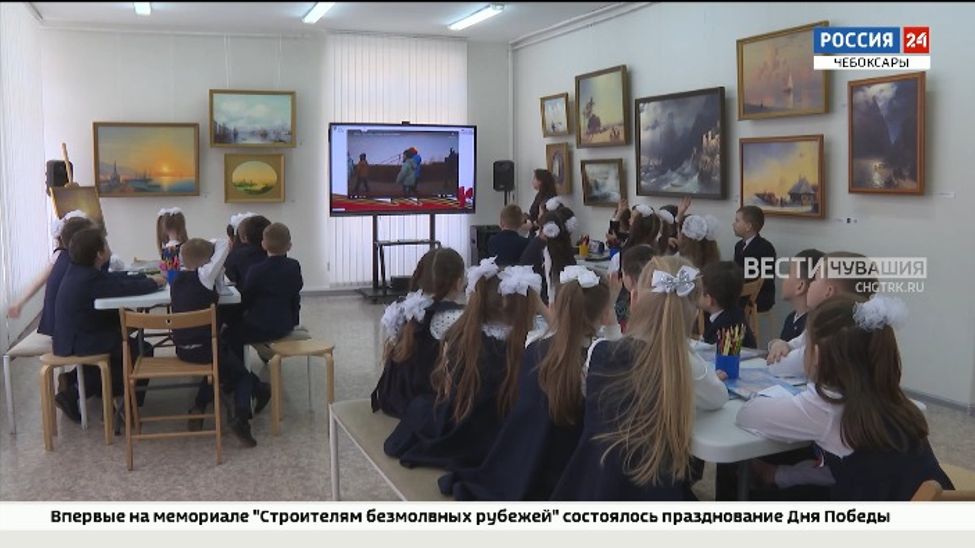 Жители Чувашии участвуют в патриотическом флешмобе 