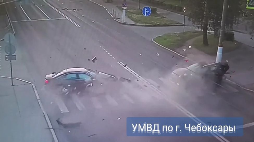 В Чебоксарах пьяный водитель "Ауди"  устроил ДТП 