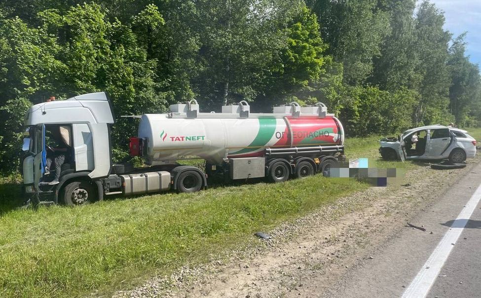 В ДТП в Канашском округе погибли 3 человека, в том числе 1 ребенок