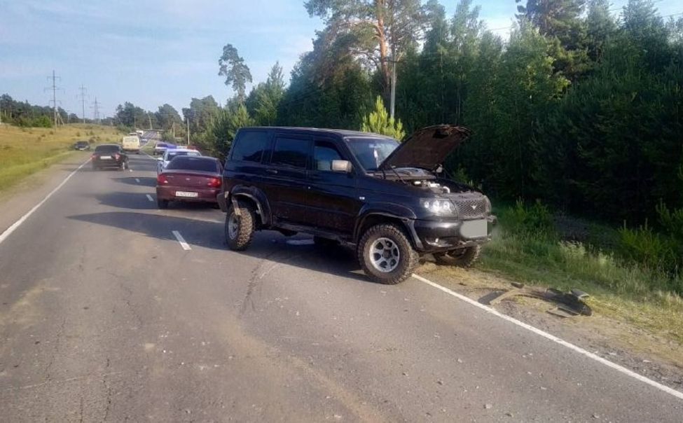 В Заволжье столкнулись два автомобиля. 4 человека получили травмы