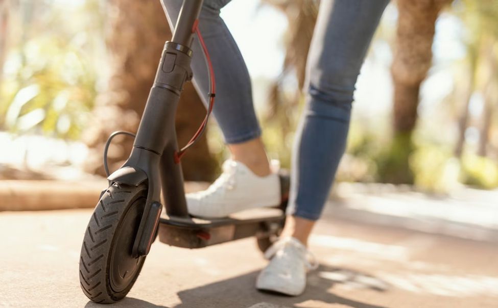 В Чебоксарах дорожники наносят новый вид разметки