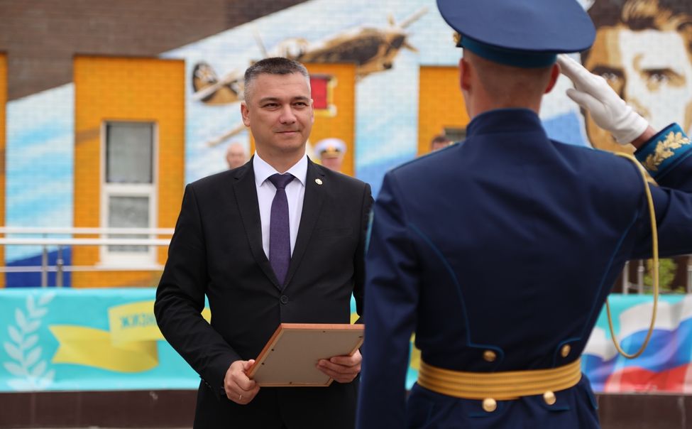 В Чувашии состоялся кадетский бал