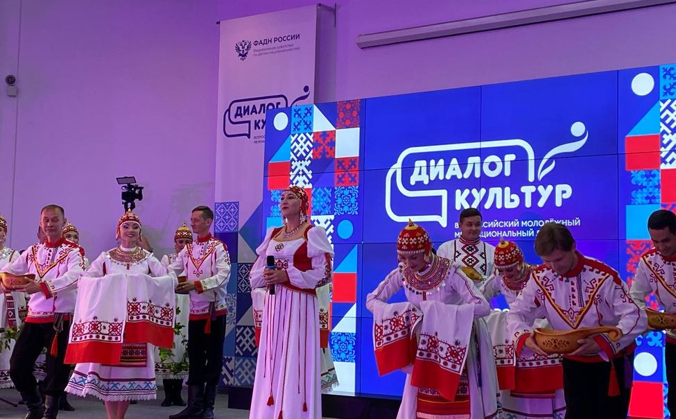 В  Чувашии начал работу Всероссийский межнациональный лагерь «Диалог культур"