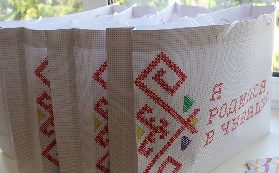 4 семьям Урмарского округа вручили «Подарок новорожденному»