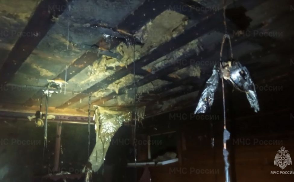 В Чебоксарах загорелась баня