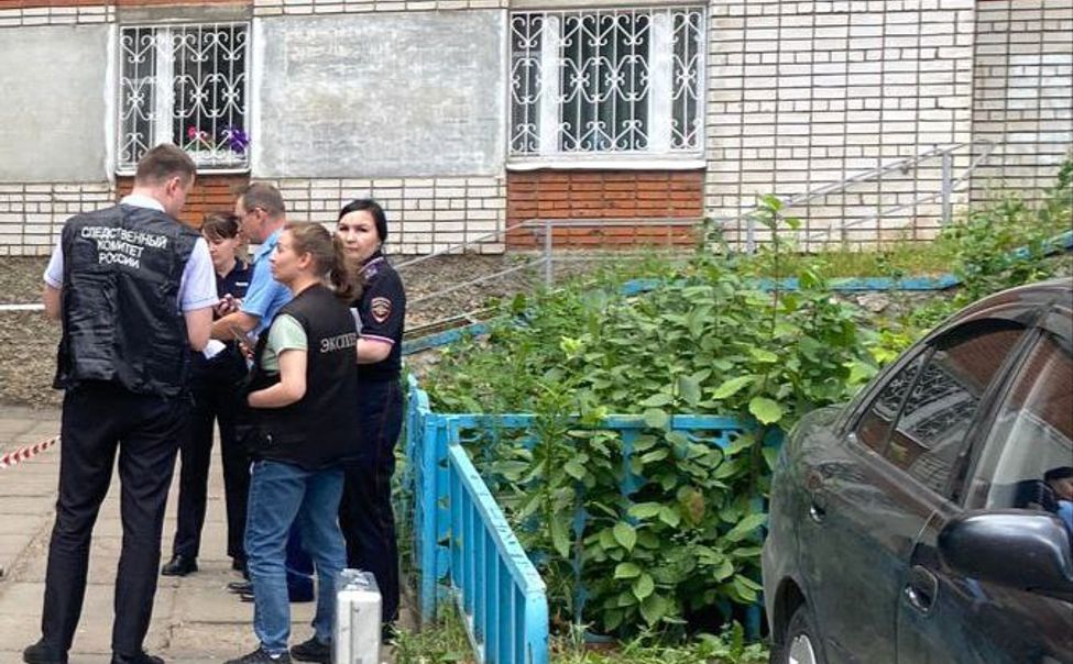 В Чебоксарах годовалый ребенок выпал из окна 9 этажа