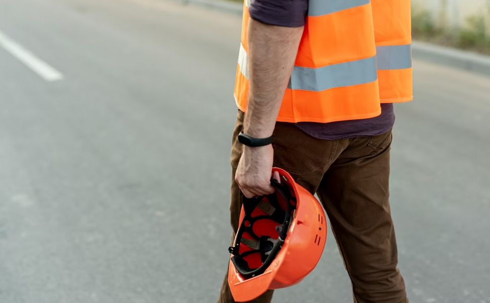 Прокуратура требует за 3 месяца привести в порядок Марпосадское шоссе