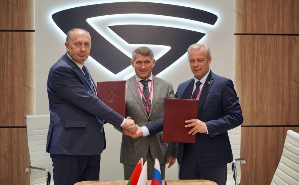 Чувашский госуниверситет развивает сотрудничество с Минским тракторным заводом