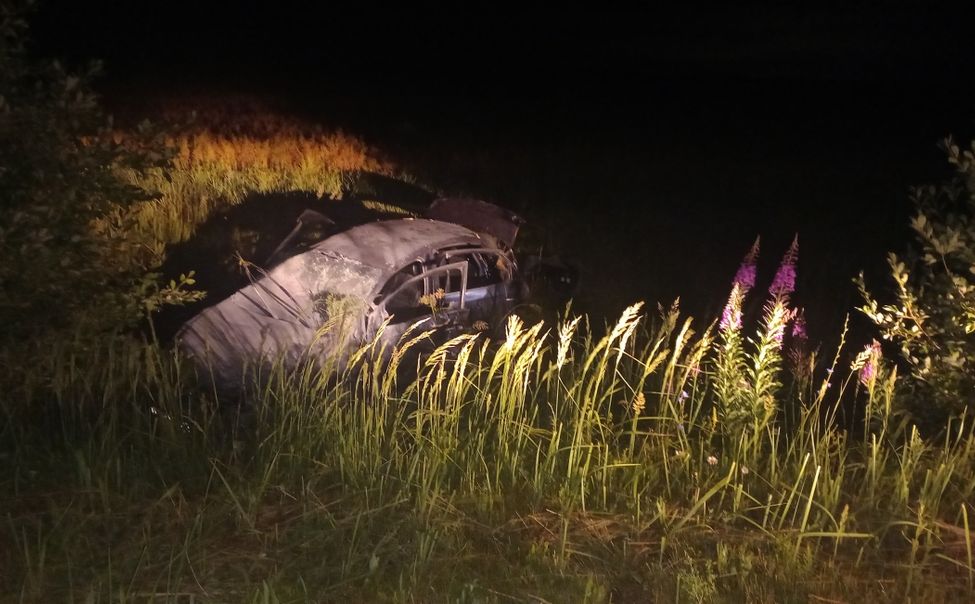 В Чувашии 15-летний подросток на иномарке опрокинулся в кювет  