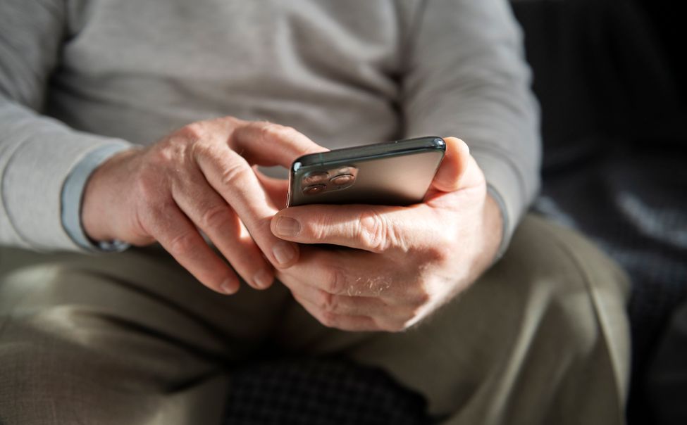 На пенсионера из Новочебоксарска мошенники дважды пытались оформить кредит