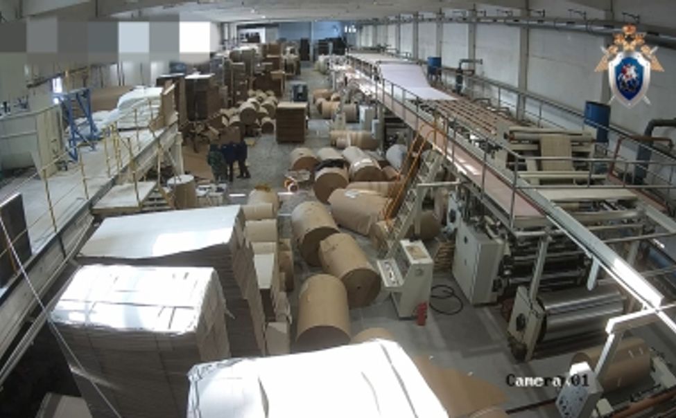 В Алатыре пьяный рабочий упал с высоты на бетонный пол