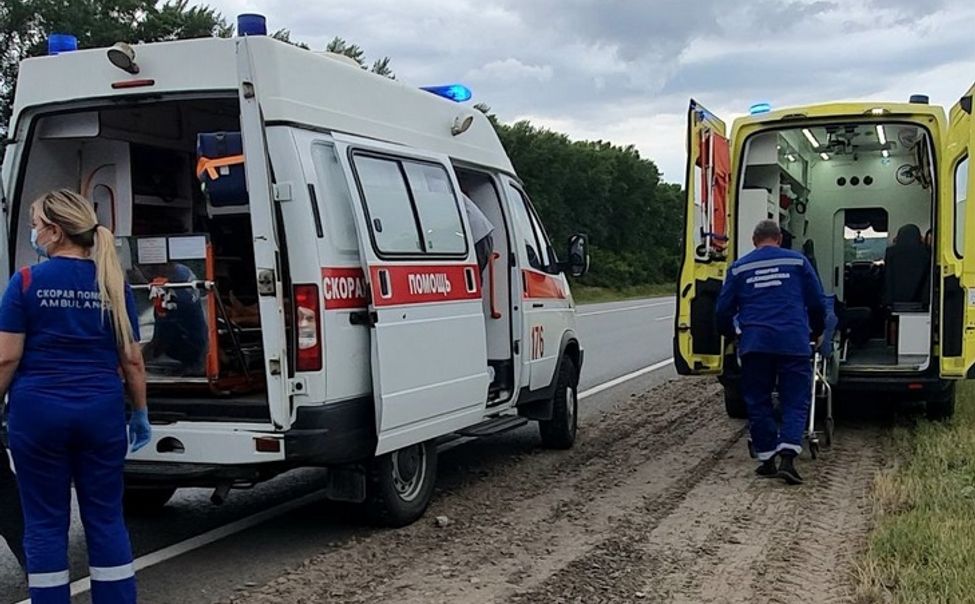 В Чувашии сотрудники "скорой" спасли девочку, отрезавшую себе пальцы