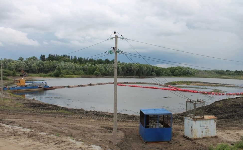 В Ядринском округе чистят русло Суры