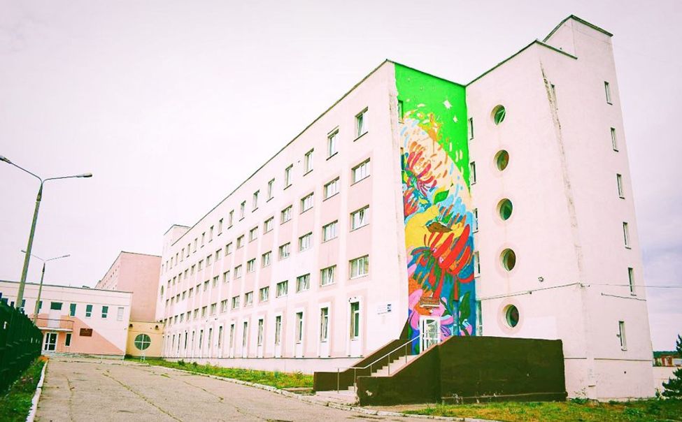 В Чебоксарах появился атмосферный мурал, посвященный Году педагога-наставника