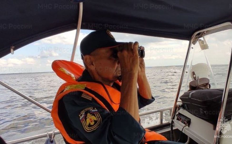 В шторм в Чувашии на Волге произошла трагедия: перевернулась лодка, погиб младенец