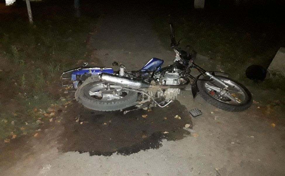 В Ядрине подросток на мопеде столкнулся с «УАЗ Патриот»