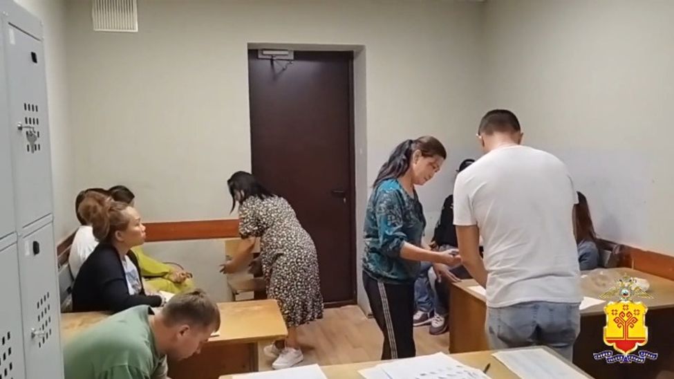 В Чувашии задержали автобус с нелегалами из Филиппин