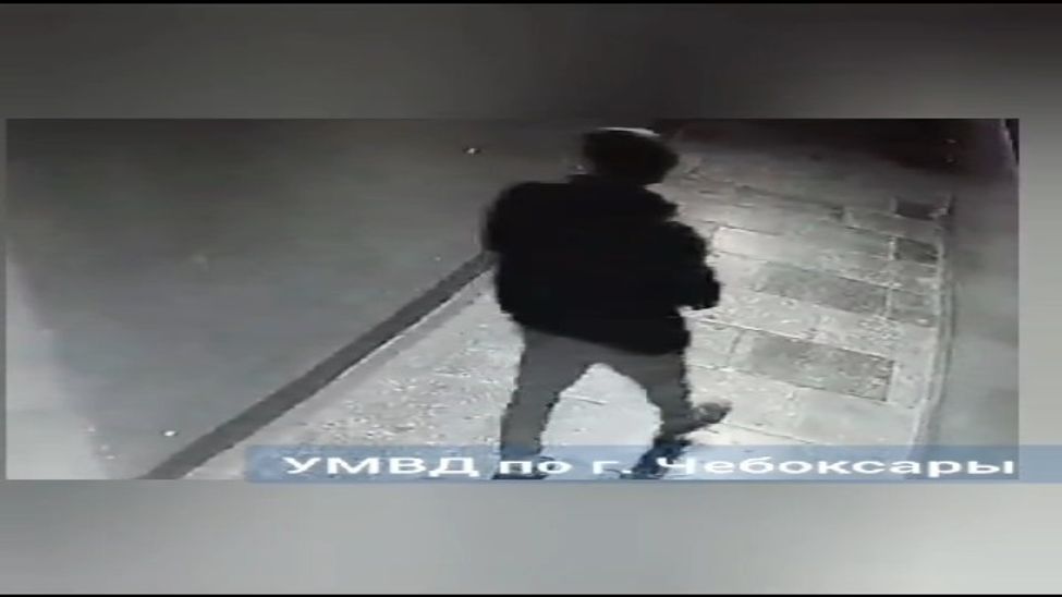 В Чебоксарах ищут парня, угнавшего "Приору"