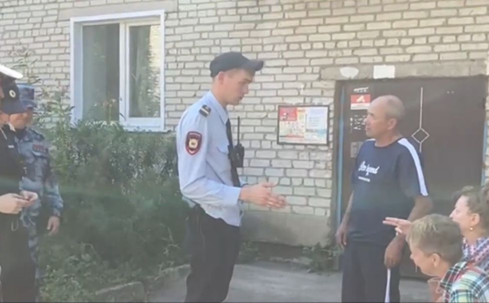 В Алатыре полицейские провели масштабный день профилактики