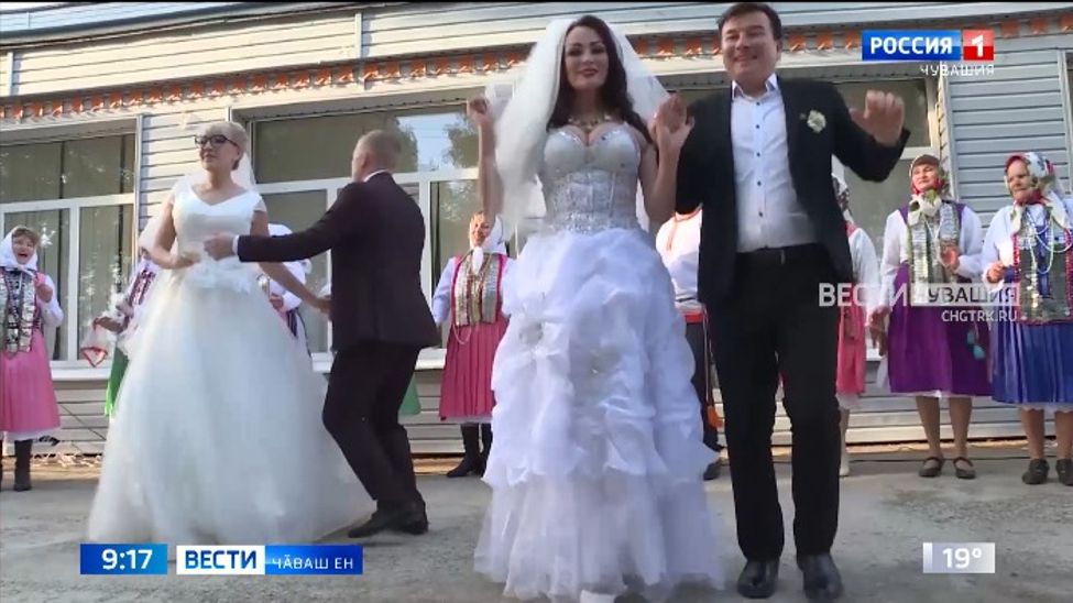 "Ҫеҫпӗл" кинотеатрта "Ах, качча каяс килет" фильма пахаларӗҫ