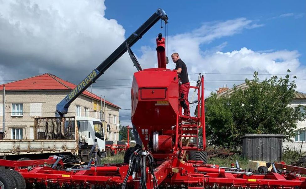 Новый посевной комплекс пройдет испытания на полях Шемуршинского округа 