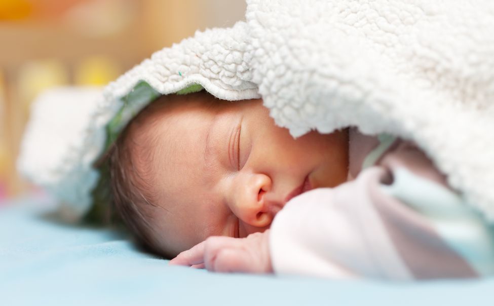 В Ленинском районе Чебоксар зарегистрирован 900-ый новорожденный