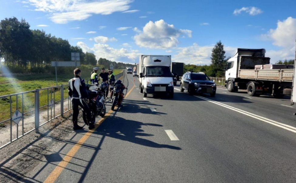 В Чебоксарах  мотоциклист столкнулся с  "ГАЗелью"