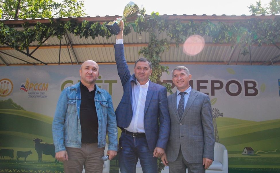 В Чувашии впервые огласили рейтинг 100 лучших фермеров 