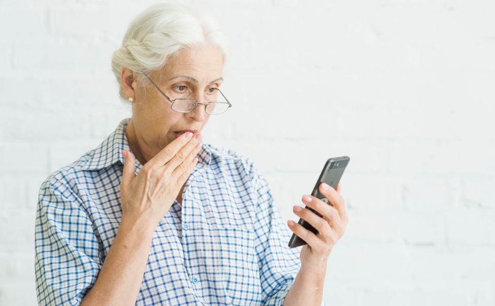 Пенсионерка из Марий Эл украла телефон у чебоксарки 