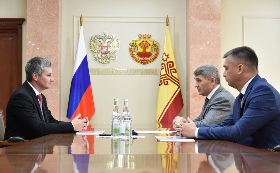 В Чувашии намерены решить проблему нехватки учителей