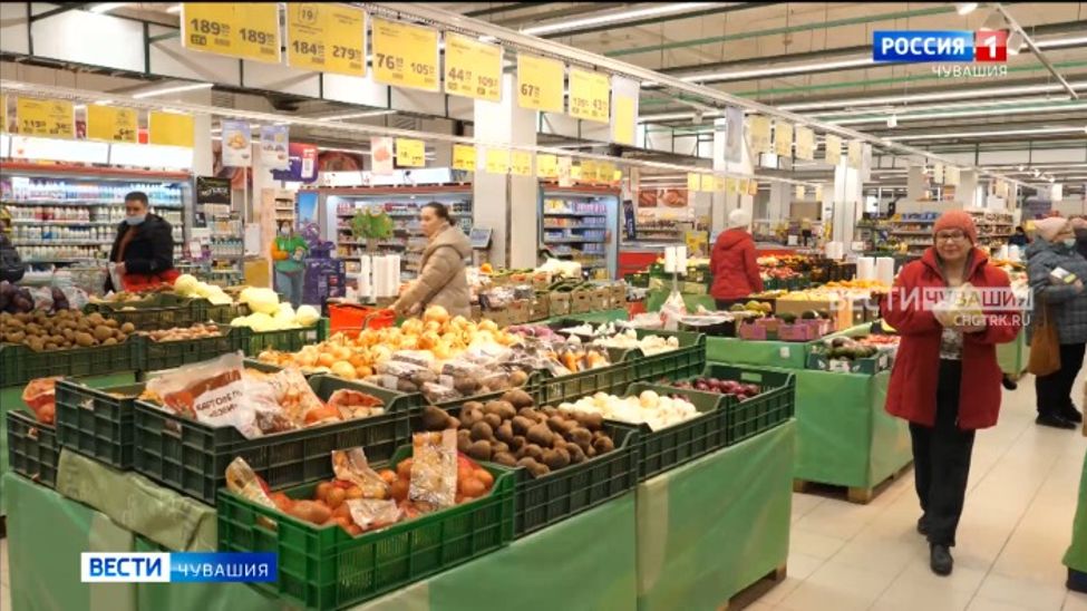 В Чебоксарах в первом полугодии мясные консервы подешевели на 20%