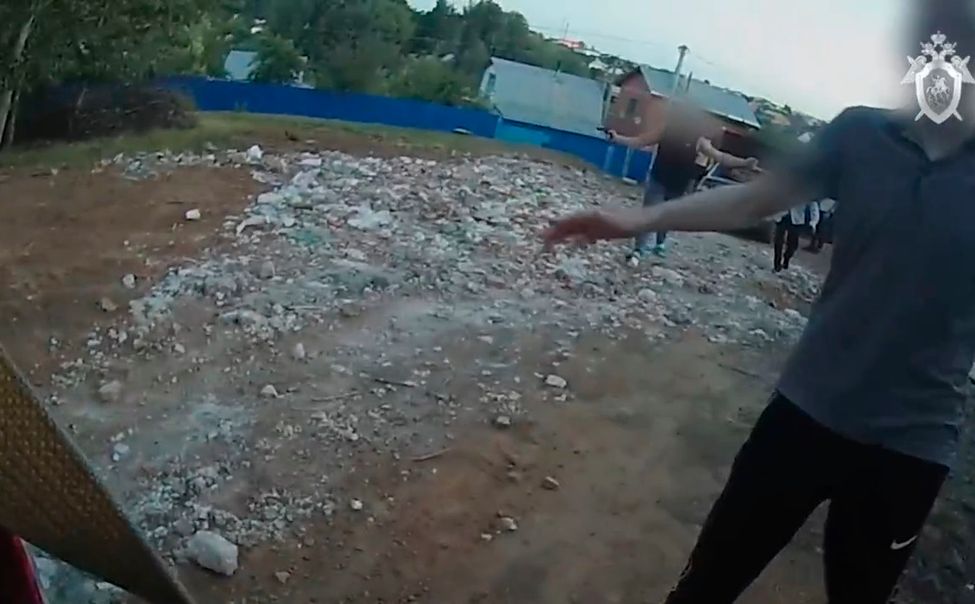 В Чебоксарах осудят жителя Татарстана, угрожавшего полицейским сигнальным пистолетом