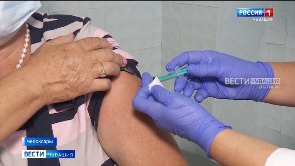 Минздрав Чувашии призывает вакцинироваться от гриппа и ковида