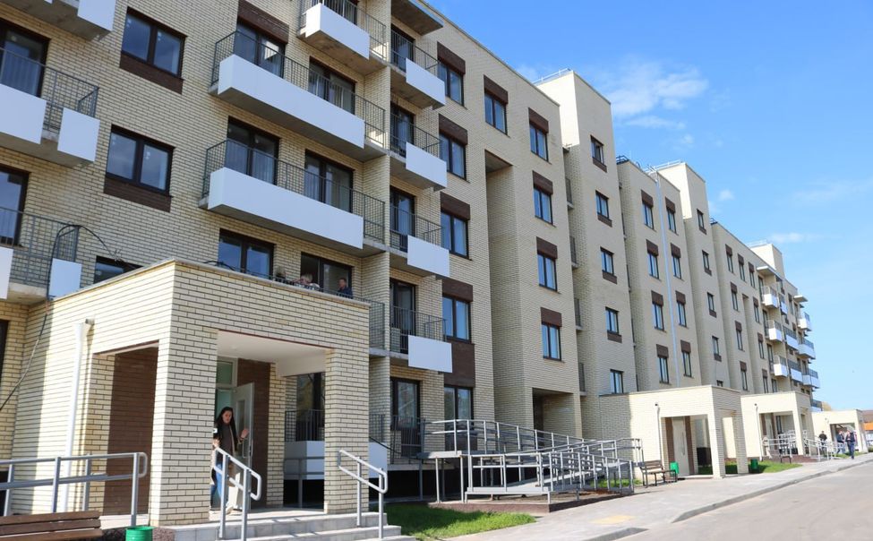 В Чебоксарах жители 11 аварийных домов готовятся к переселению 