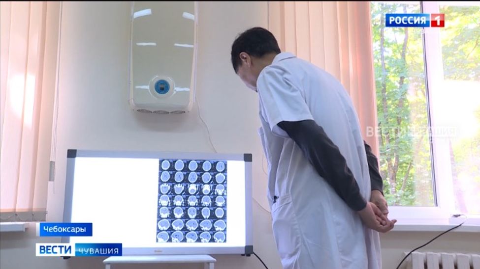 В Чувашии более сотни детей и подростков осмотрели врачи из Китая